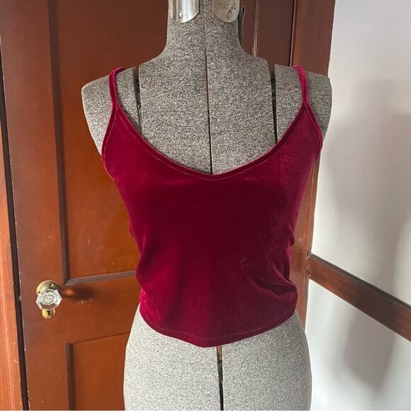 Magenta Fitted Velvet Whimsigoth Camisole Tank Top with Spaghetti Straps - Picture 4 of 5